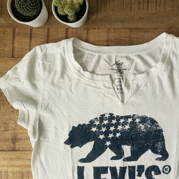 Levi's California Bear Graphic Tee - Picture 4 of 8